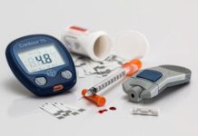 Czy opiekun medyczny może podać insulinę?